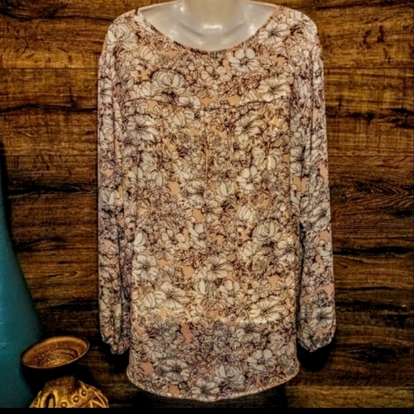 Violet + Claire High Low Floral Tunic Top Size 2X NWOT - Picture 4 of 11